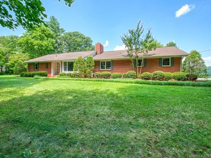160 Hillside Terrace Drive