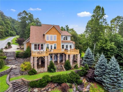 640 Grand Oaks Drive