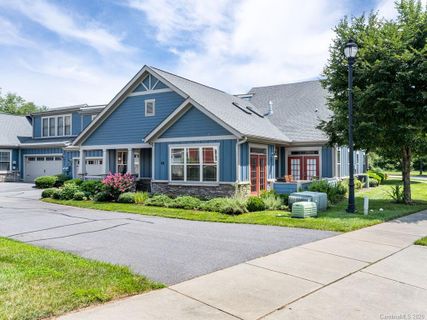 56 Westfield Way 3