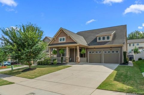 7125 Toxaway Lane