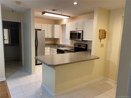 211 Heritage Boulevard 104