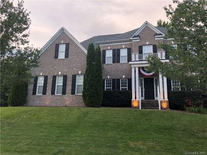 4350 Queensbury Drive