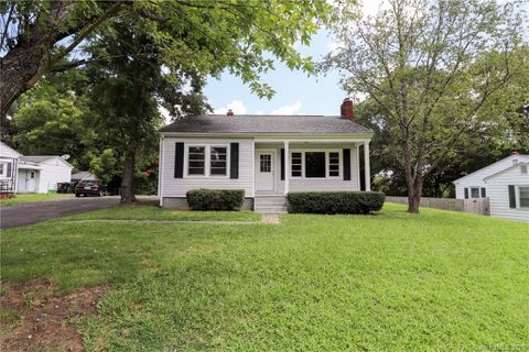 160 Wilson Street sold home in Meadow Park, Concord, NC
