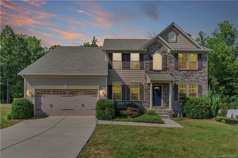 Previously sold for $370,000
