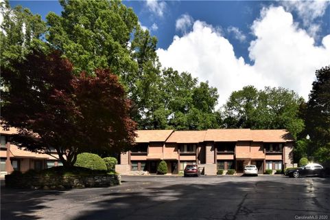 35 George Circle 8 sold home in Cedarwood Villas, Maggie Valley, NC