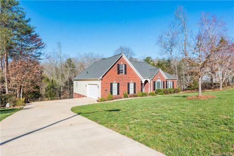 684 Briarwood Drive