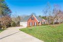 684 Briarwood Drive sold home in Clover, SC