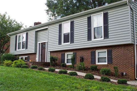 219 Inglewood Drive