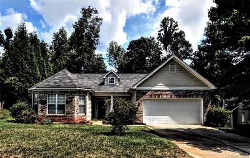 1581 Hawthorne Drive