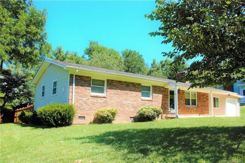 151 Pinehaven Drive sold home in Pine Haven, Clyde, NC