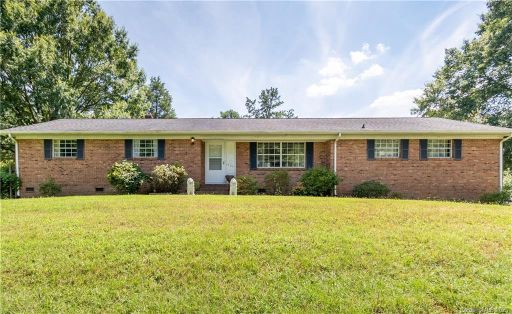 1701 Plumcrest Drive sold home in Oakdale Forest, Charlotte, NC