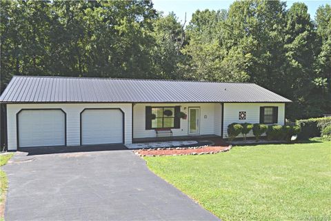2075 South Fork Drive sold home in South Fork, Morganton, NC