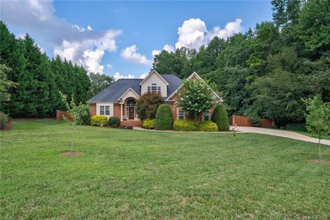 407 Patrick Henry Court sold home in Patriots Crossing, Lake Wylie, SC