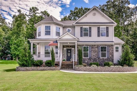 139 Autumn Grove Lane sold home in Autumn Grove, Mooresville, NC