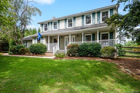 2001 Charden Road sold home in Greyland Hills, Davidson, NC