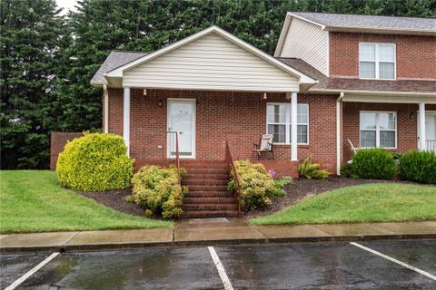 102 Brandywine Drive W1 sold home in Brandywine, Conover, NC