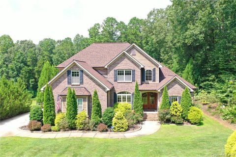 540 Arrow Point Lane