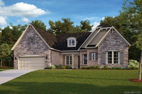 Previously sold for $708,106