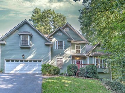 101 Coachmans Trail sold home in Coachmans Trail, Asheville, NC