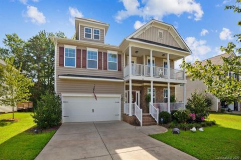 428 Castlebury Court
