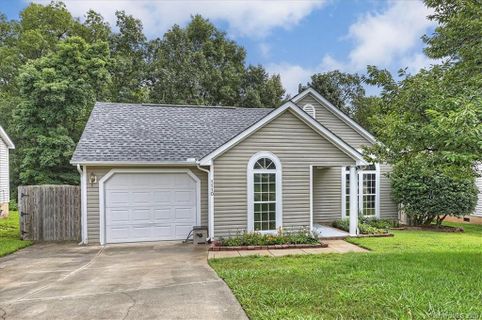 1110 Morning Glory Drive