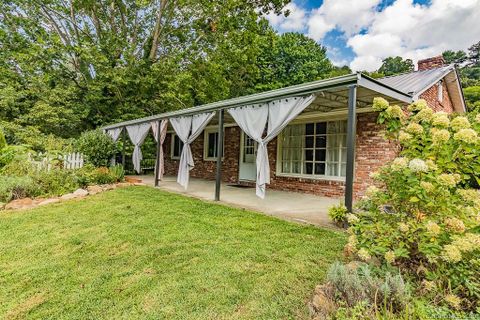 429 Weaverville Road sold home in Pine Burr Park, Asheville, NC