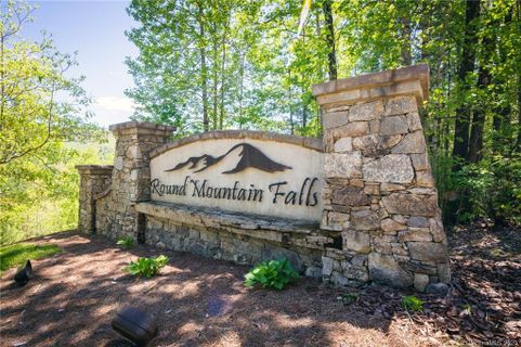 7 Abby Falls Road