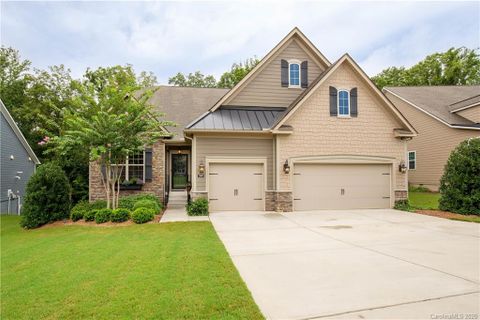 568 Moses Drive
