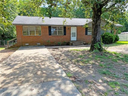 1606 Amber Lane