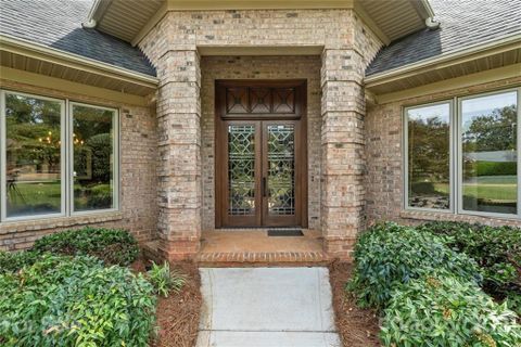 7 Old Fox Trail