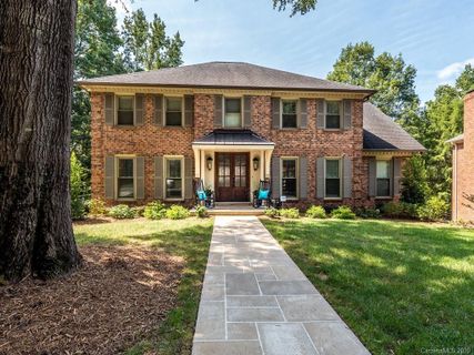 Previously sold for $759,500