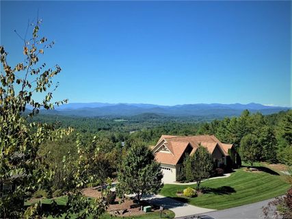 000 Crystal Heights Drive 22