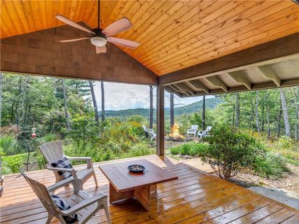 552 Doghobble Road sold home in Richland Ridge, Lake Toxaway, NC
