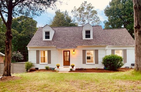 1323 Woodberry Road