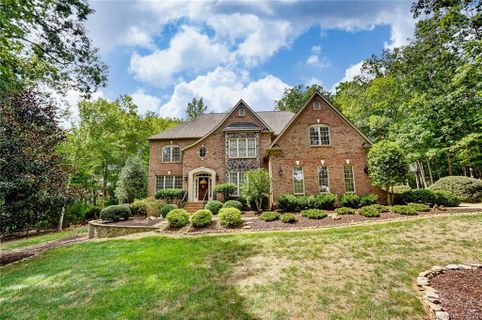 1138 Dobson Drive