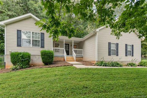 1111 Dixie Park Avenue sold home in Dixie Park, Newton, NC