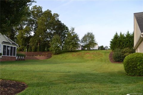 107 Henrys Glen Drive
