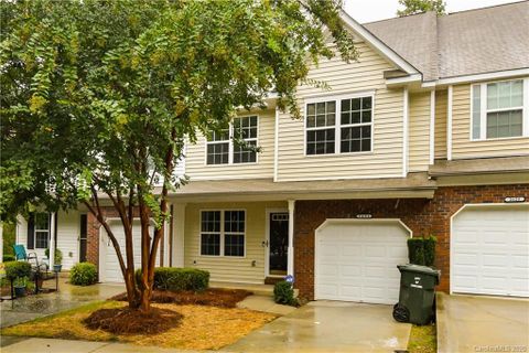 2624 Brackley Place