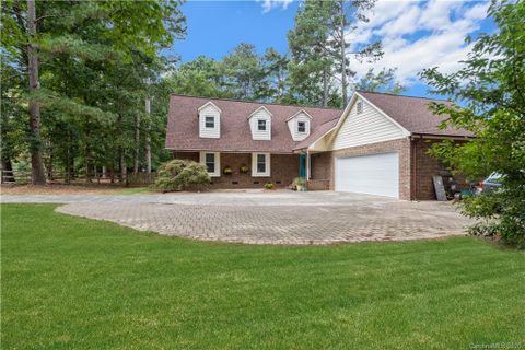 Previously sold for $410,500