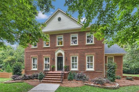2200 Ashcliff Lane