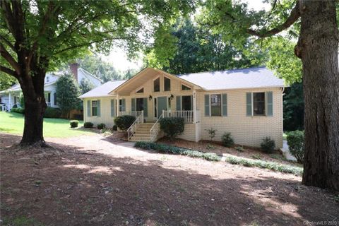 814 Raleigh Court sold home in Williamsburg, Gastonia, NC