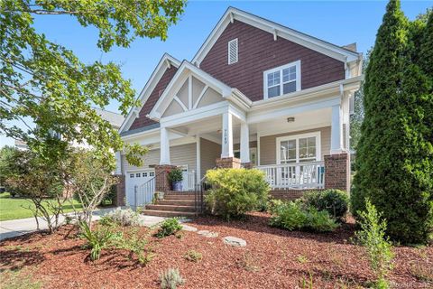 7549 Thorn Creek Lane sold home in Trailridge, Tega Cay, SC