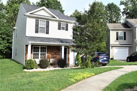 225 Ravenridge Court