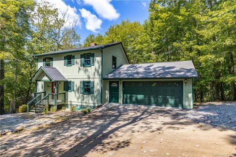 Previously sold for $285,000