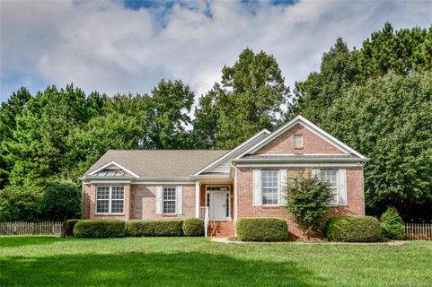 114 Harbor Landing Drive