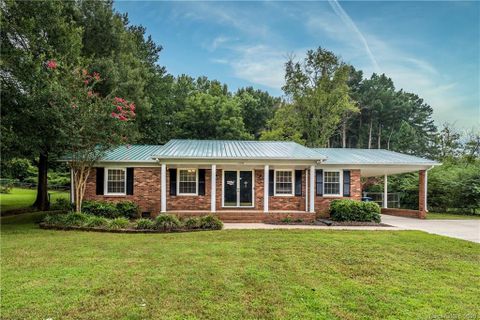 1310 Vickie Lane sold home in Brookfield, Matthews, NC