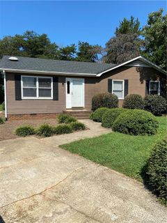 1813 Ceasar Drive sold home in Betts Brooke, Newton, NC
