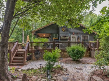 225 Windsong Lane