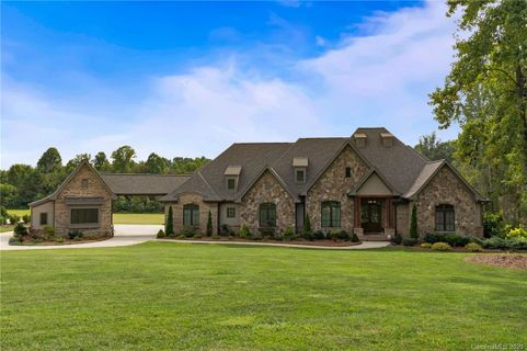 935 Sunnyview Court
