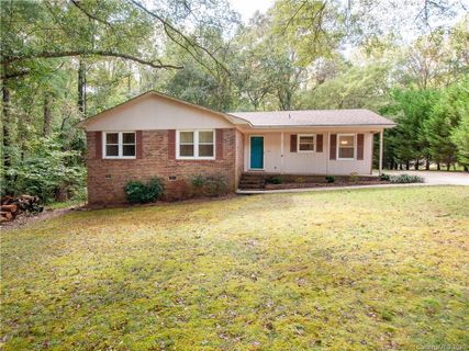 212 Fox Run Drive 6